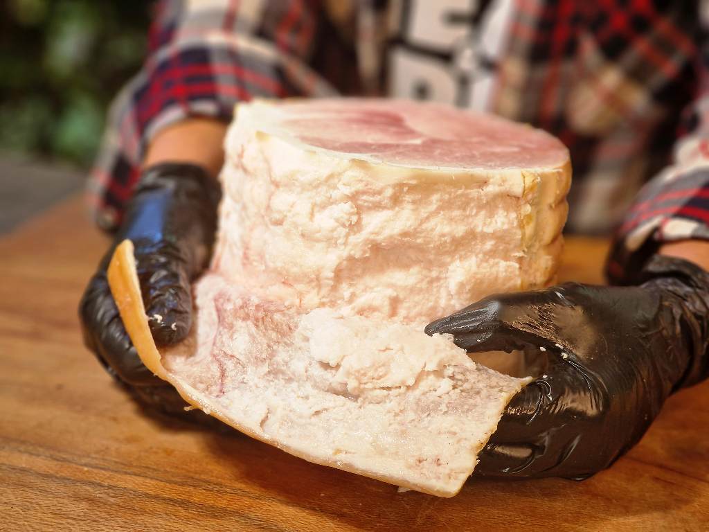 Ηam ωμό - αφαιρούμε το λίπος