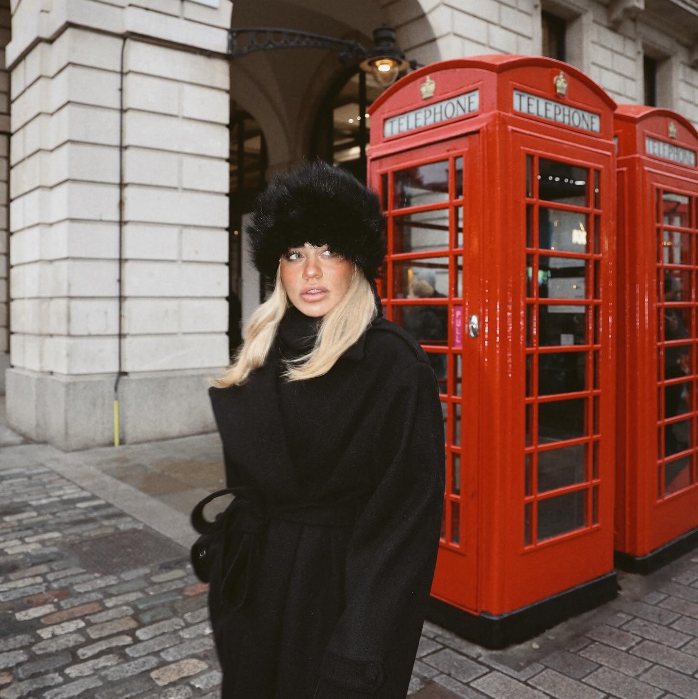 Η Κόνι Μεταξά στο Λονδίνο