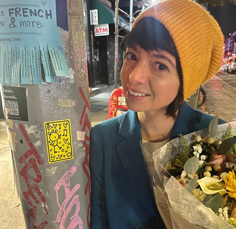 H Kate Micucci διαγνώστηκε με καρκίνο του πνεύμονα