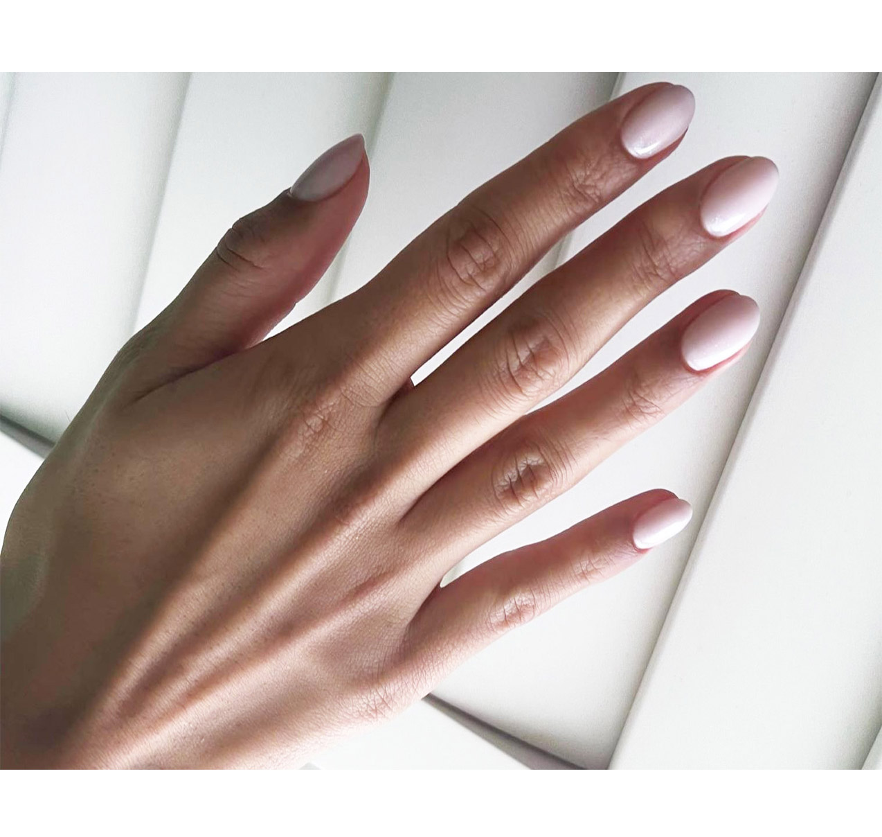 προτάσεις μανικιούρ για τον Δεκέμβριο