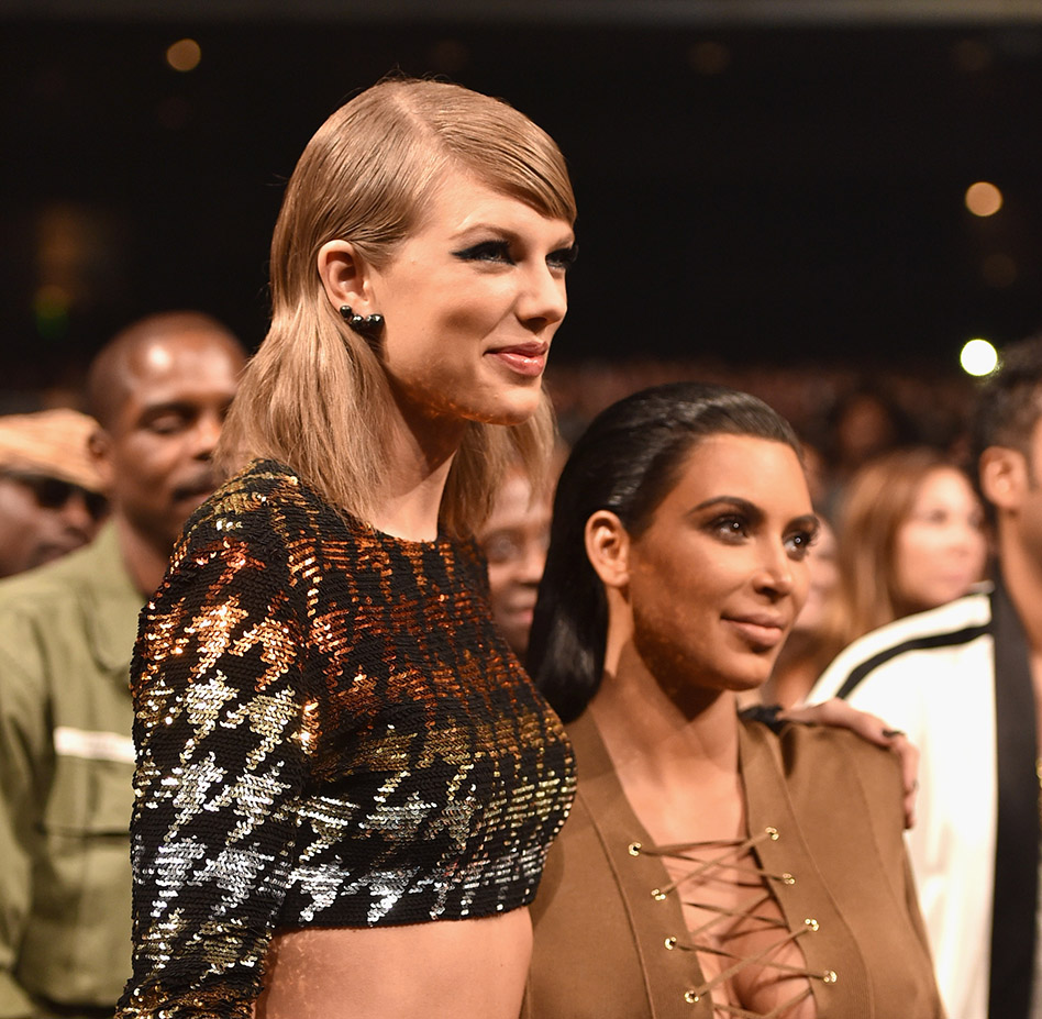 Η Taylor Swift και η Kim Kardashian στα βραβεία MTV το 2015