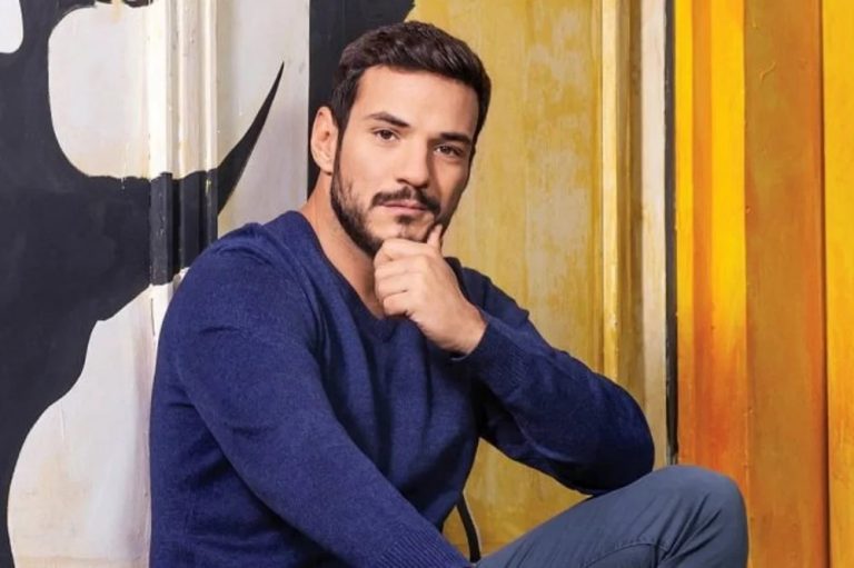 Κώστας Τσουρός