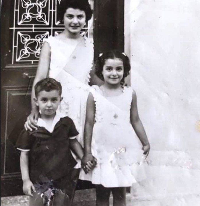 Χρήστος Χατζηπαναγιώτης ξαδέρφες