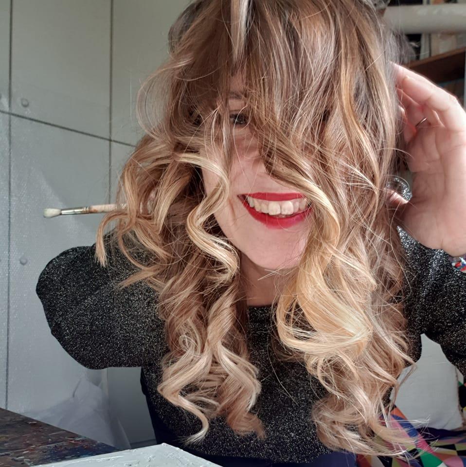 Άννα Δημητρίου πορτρέτο της καλλιτέχνιδος