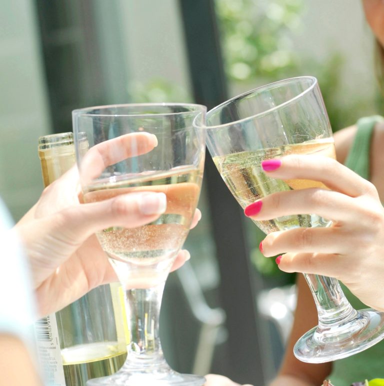 Ποτήρια με κρασί