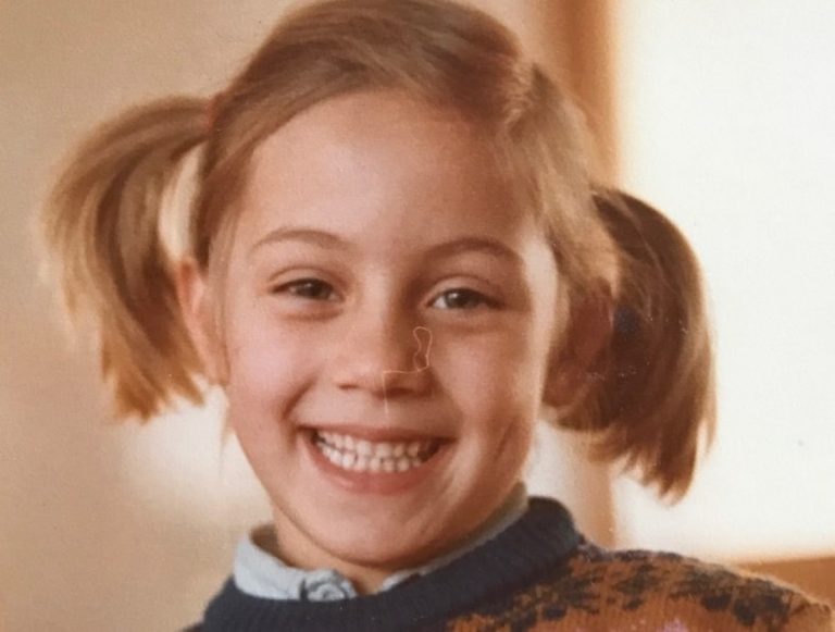 Η Ελεονώρα Μελέτη σε παιδική ηλικία
