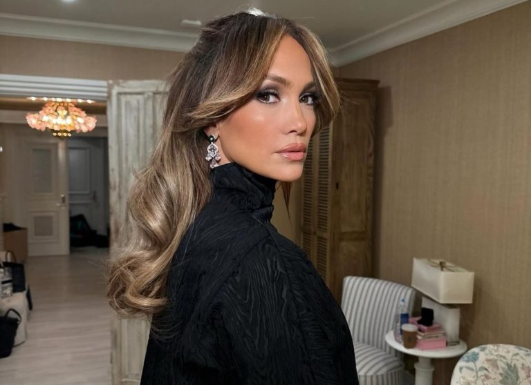 η μεγαλύτερη τάση μανικιούρ από τη JLO και τη Selena Gomez