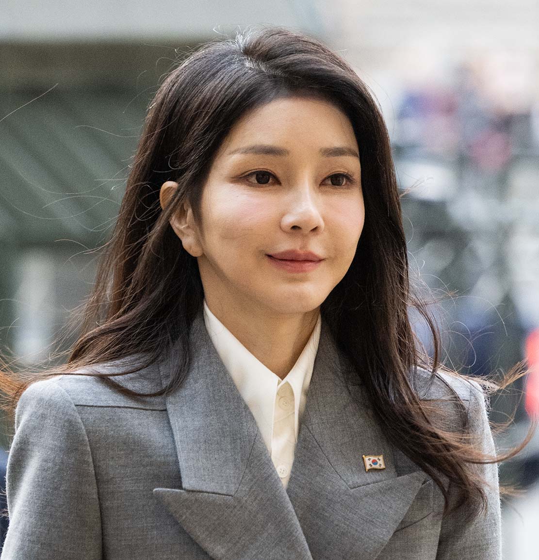 H Πρώτη Κυρία της Νότιας Κορέας, Kim Keon-hee συνόδεψε τον σύζυγό της, πρόεδρο Υoon Suk Yeol στο Ηνωμένο Βασίλειο, τον Νοέμβριο 2023.