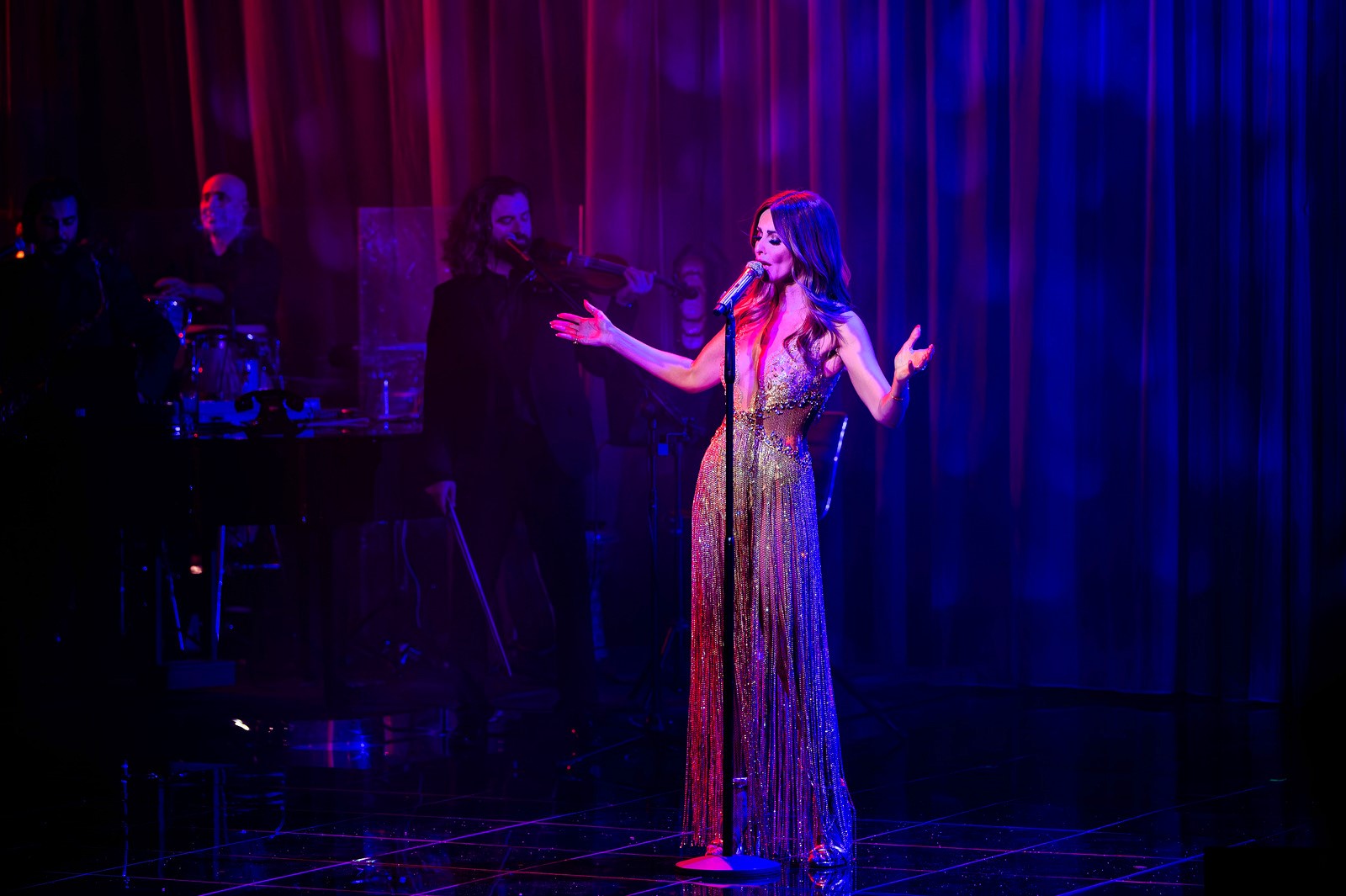 H Μπέττυ Μαγγίρα στο NOX, έως τις 10 Απριλίου