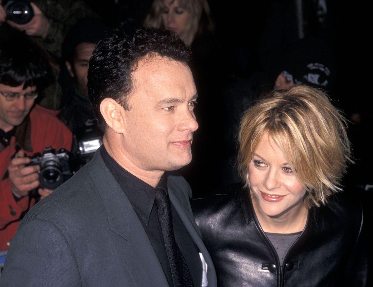 O Tom Hanks και η Meg Ryan παρευρέθηκαν στην πρεμιέρα της ταινίας "You've Got Mail" στη Νέα Υόρκη, στις 10 Δεκεμβρίου 1998.