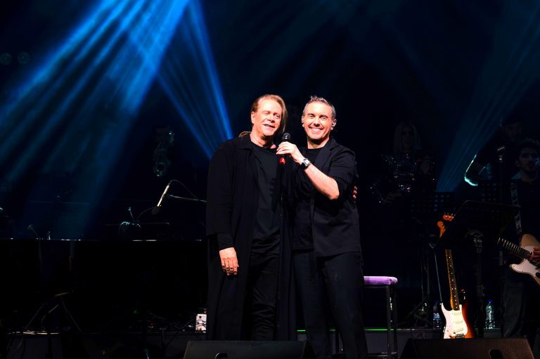 O Χατζηγιάννης και ο Κορκολής πάνω στη μουσική σκηνή