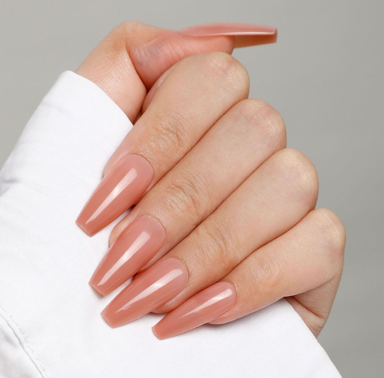 Γήινα μακριά νύχια