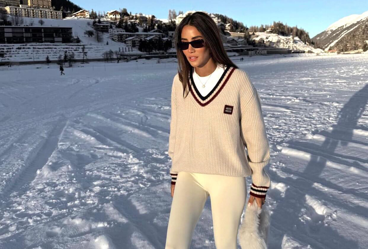 V-neck πουλόβερ