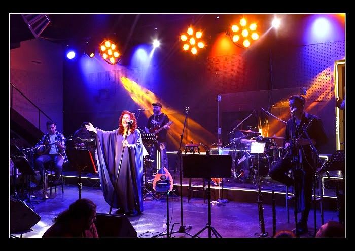 Ελένη Βιτάλη σε μουσική σκηνή