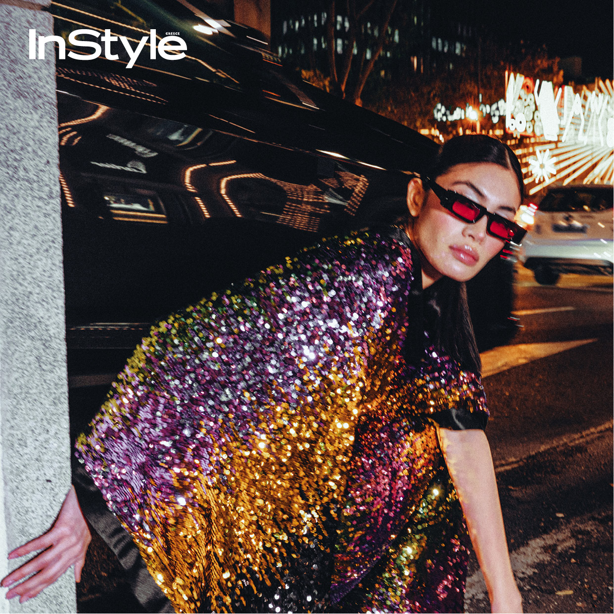 μοντέλο με βραδινό φόρεμα