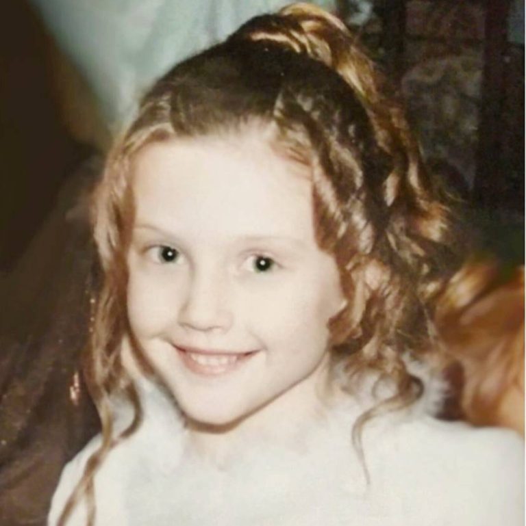 Η Κωνσταντίνα Κομμάτα σε παιδική ηλικία