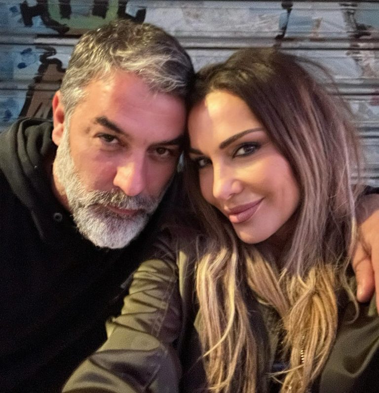 Δέσποινα Βανδή - Βασίλης Μπισμπίκης