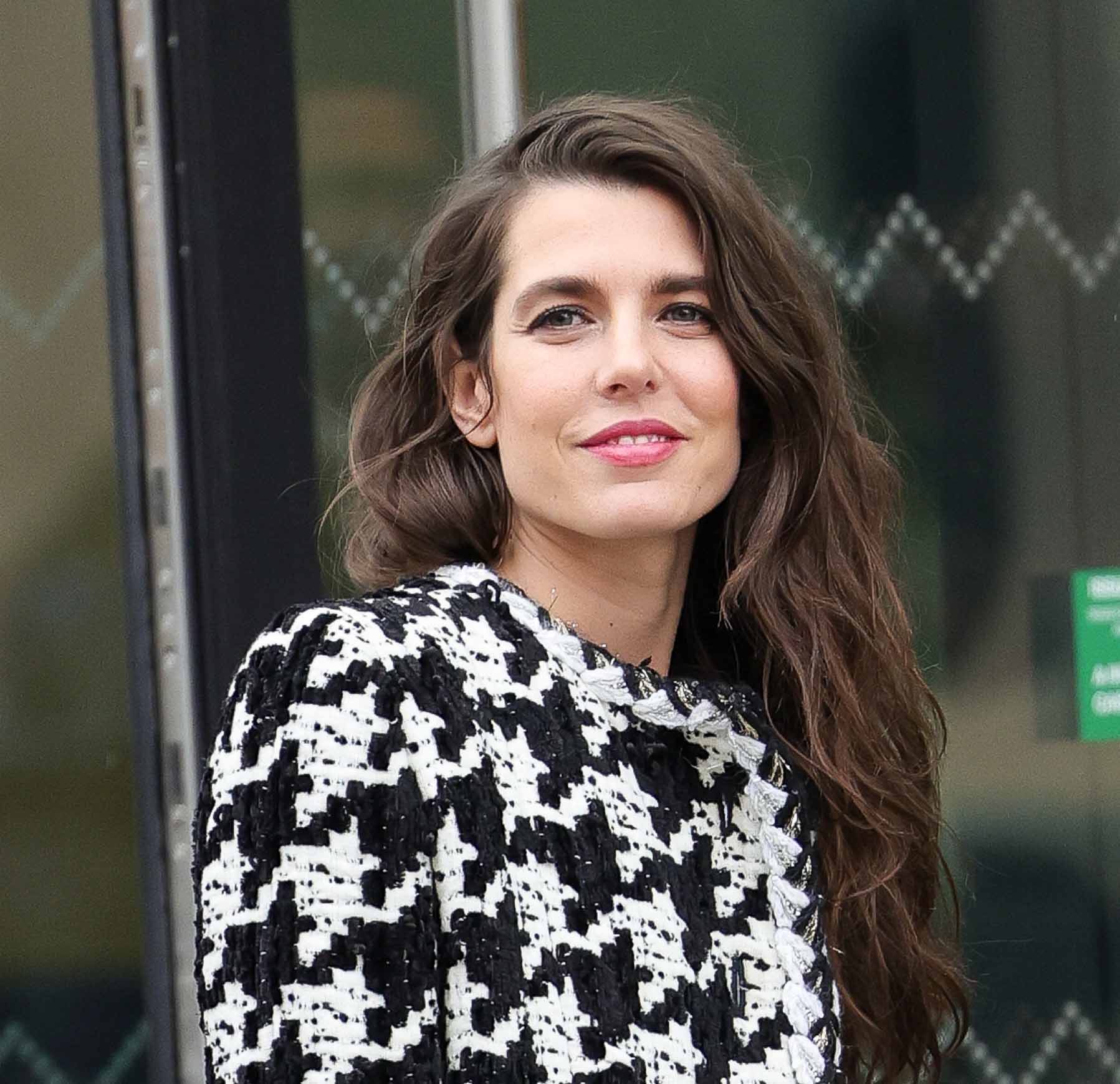H Charlotte Casiraghi παρευρέθηκε στο show Υψηλής Ραπτικής του οίκου Chanel Haute για την Άνοιξη/Καλοκαίρι 2024 στην εβδομάδα Μόδας στο Παρίσι στις 23 Ιανουαρίου 2024.