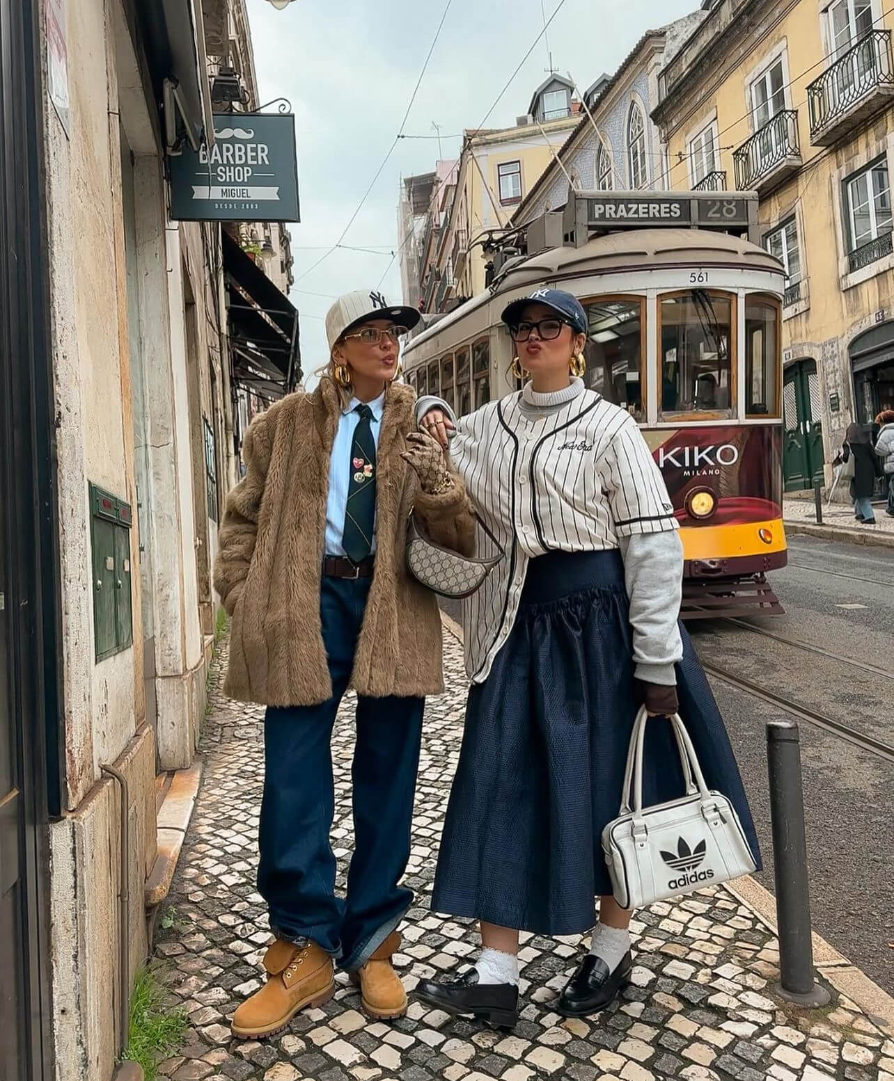 Κολεγιακά σύνολα