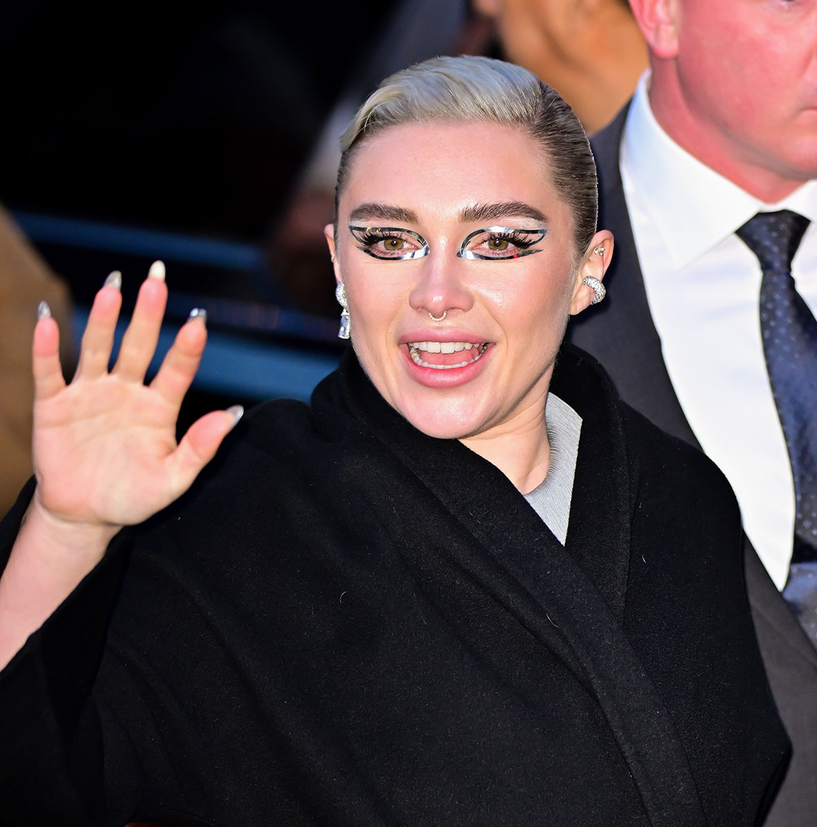 H Florence Pugh φεύγοντας από την πρεμιέρα της ταινίας "Dune: Part Two" στις 25 Φεβρουαρίου 2024 στη Νέα Υόρκη.