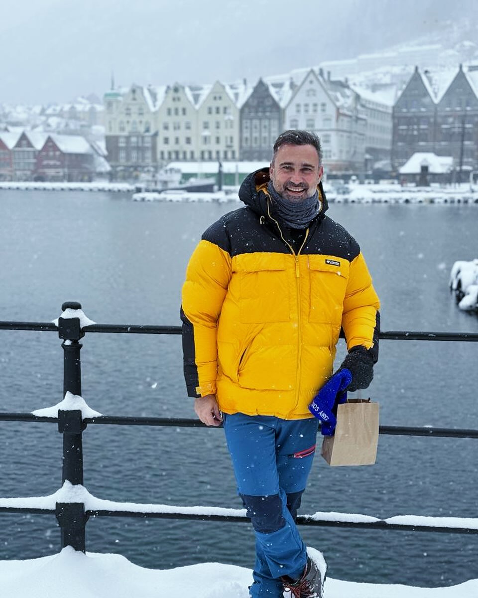 Γιώργος Καπουτζίδης Μπέργκεν