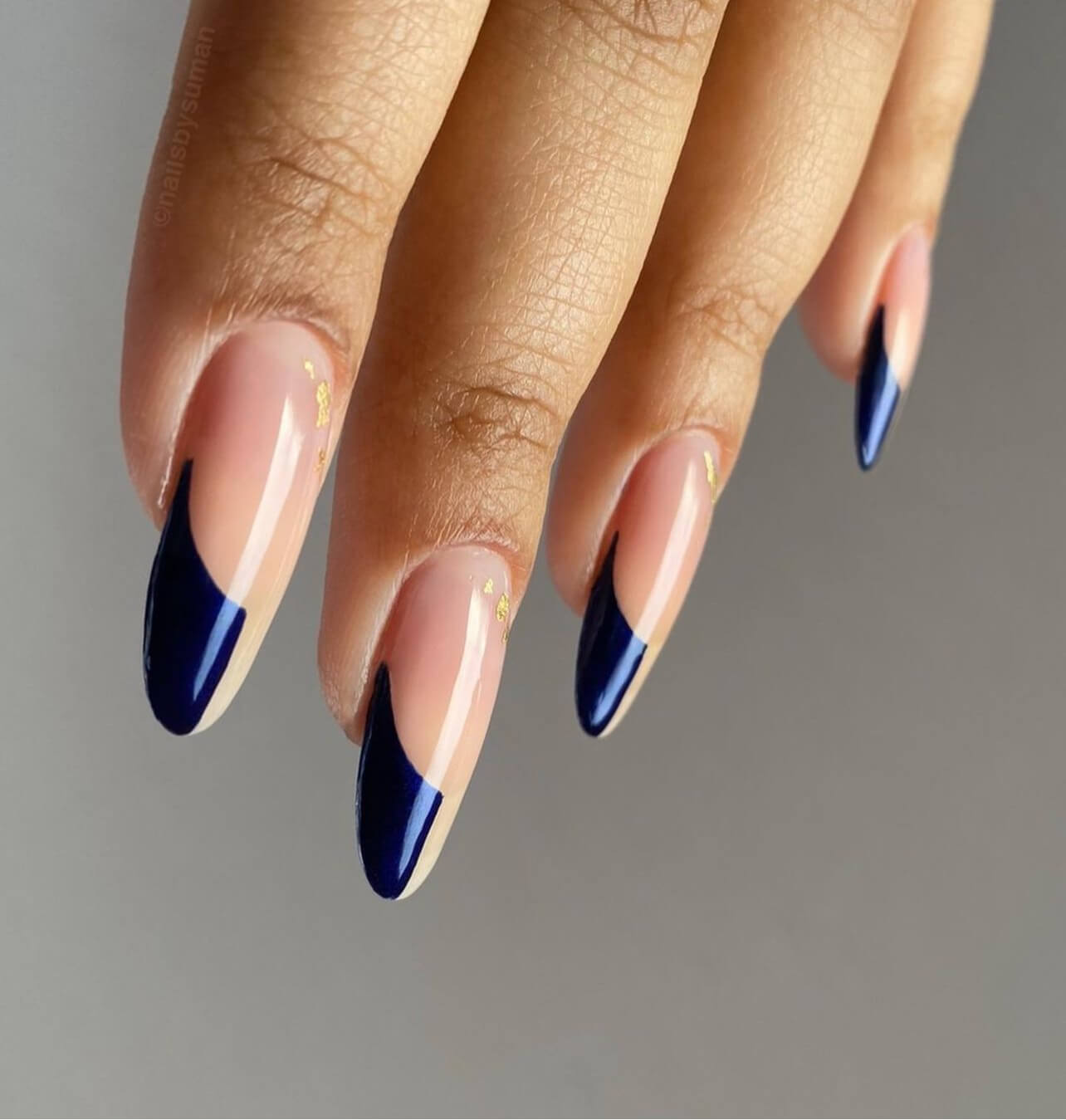 Μισό γαλλικό στα νύχια