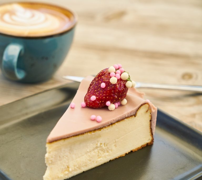 Γλυκό με φράουλα