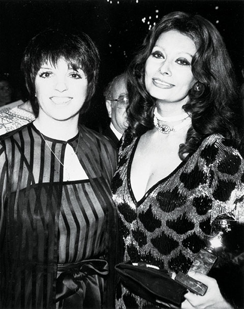 Η Sophia Lauren to 1977 με χρυσή σφαίρα