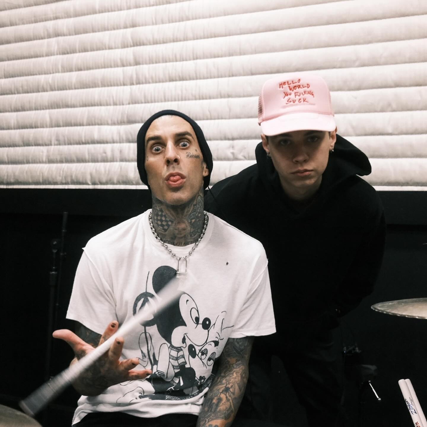 O travis Barker με τον γιο του Landon
