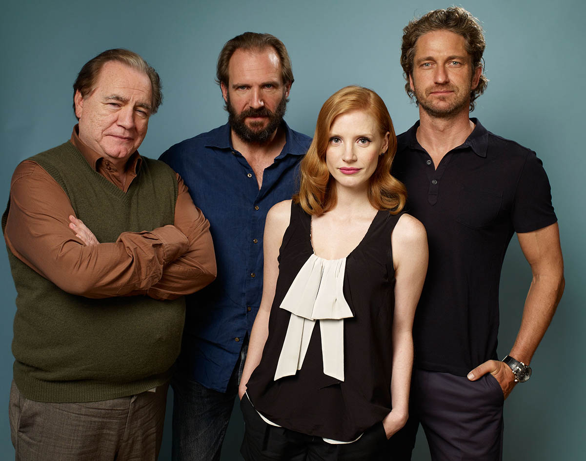 Από αριστερά προς τα δεξιά: Ο Brian Cox, ο Ralph Fiennes, η Jessica Chastain και ο Gerard Butler. Στο κινηματογραφικό φεστιβάλ του Toronto 2011 για την ταινία "Coriolanus".