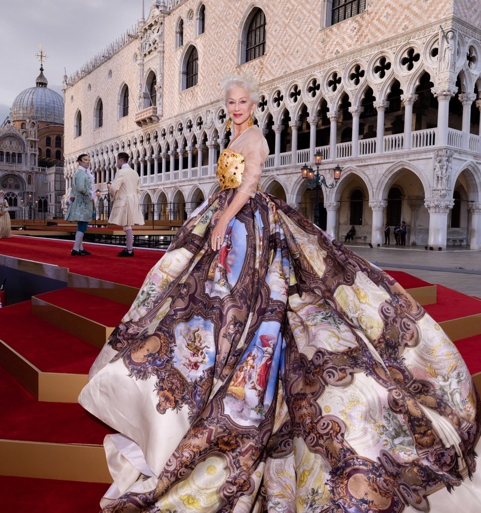 Hellen Mirren Barbie