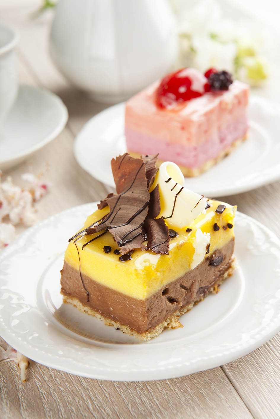 Σοκολατένιο γλυκό με φρούτα