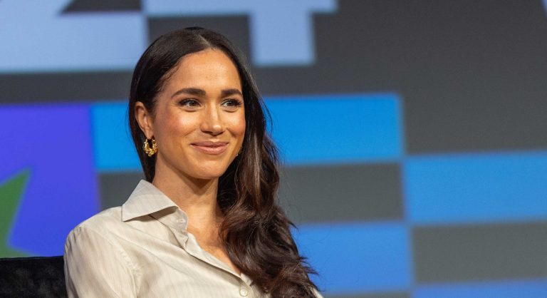 H Meghan, Δούκισσα του Sussex, μιλά στo Συνέδριο που έλαβε χώρα στο Αustin, στις 8 Μαρτίου 2024.