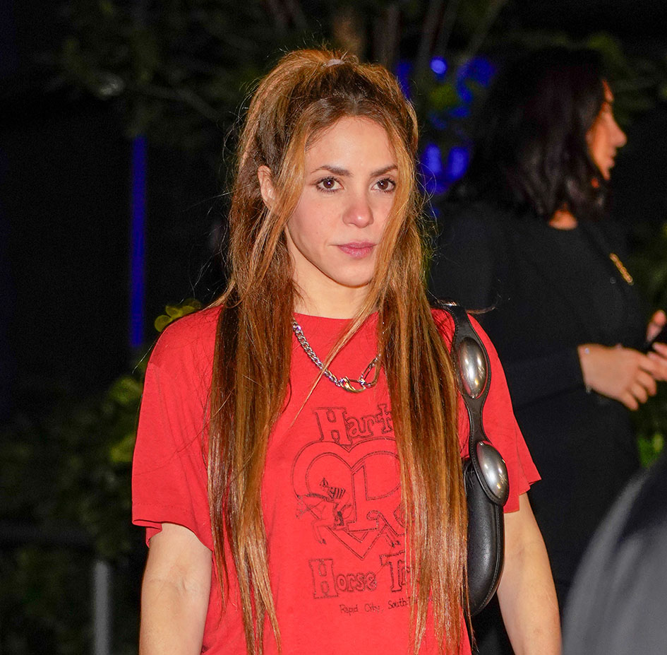 H Shakira φεύγοντας από το εστιατόριο Sexy Fish στις 19 Ιανουαρίου στο Miami.