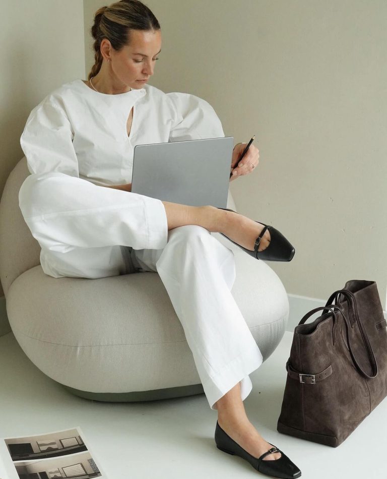 Λευκό σύνολο με παντελόνι και πουκάμισο