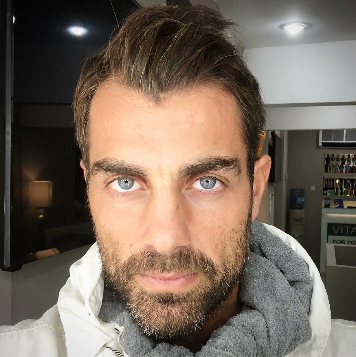 Στέλιος Χανταμπάκης