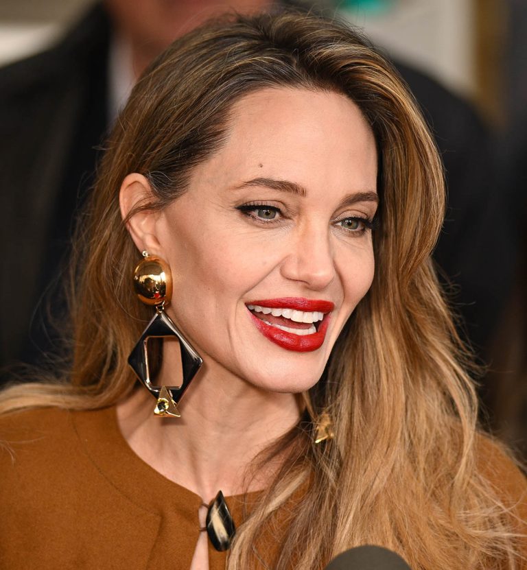 H Angelina Jolie στην πρεμιέρα της ταινίας "The Outsiders" στις 11 Απρίλίου 2024 στη Νέα Υόρκη.