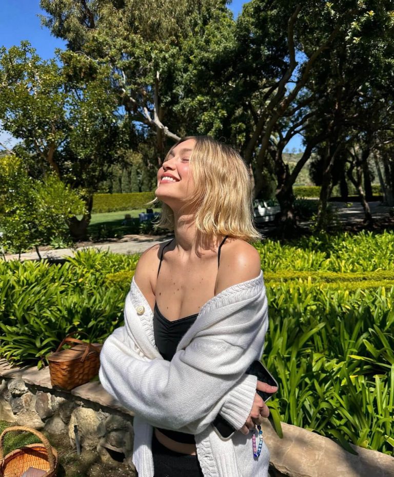 Η Gigi Hadid με κοντό καρέ