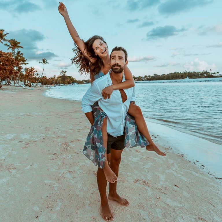 Σάκης Τανιμανίδης - Χριστίνα Μπόμπα