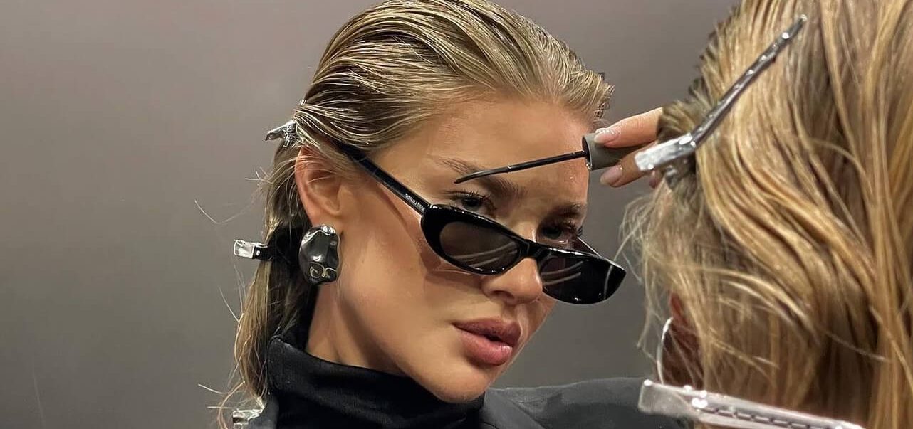 Φρεσκάρισμα μακιγιάζ