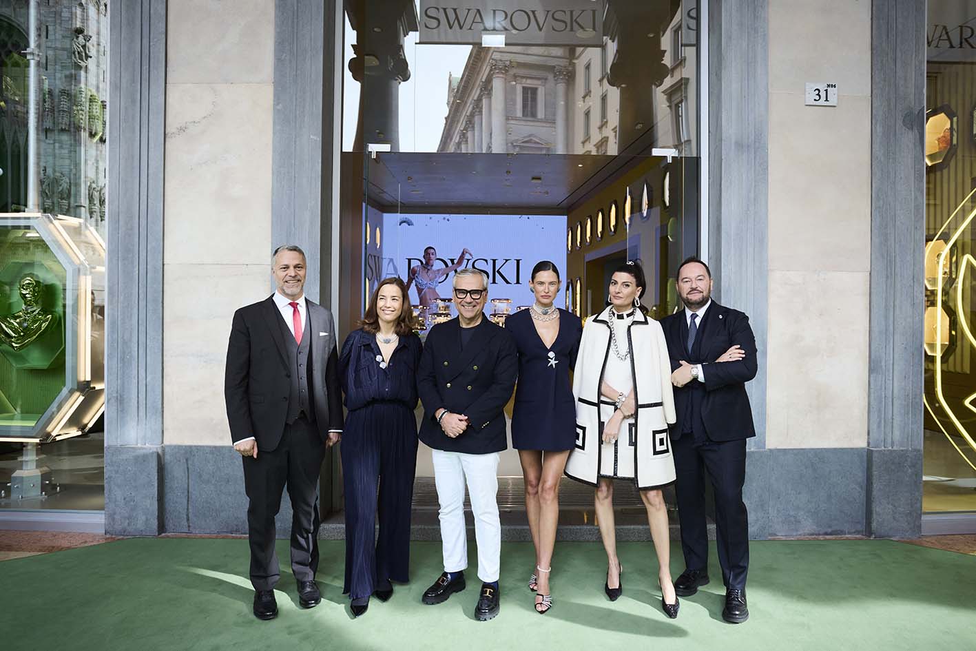 Aπό τα εγκαίνια του νέου καταστήματος Swarovski στο κέντρο του Μιλάνου