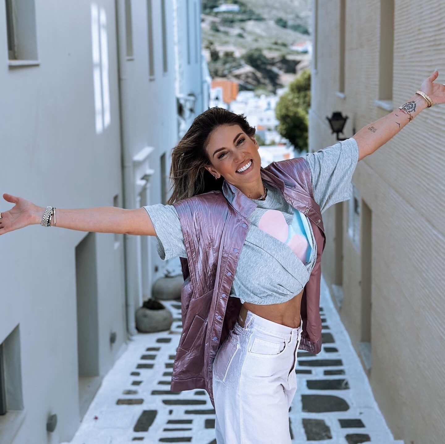 Αθηνά Οικονομάκου