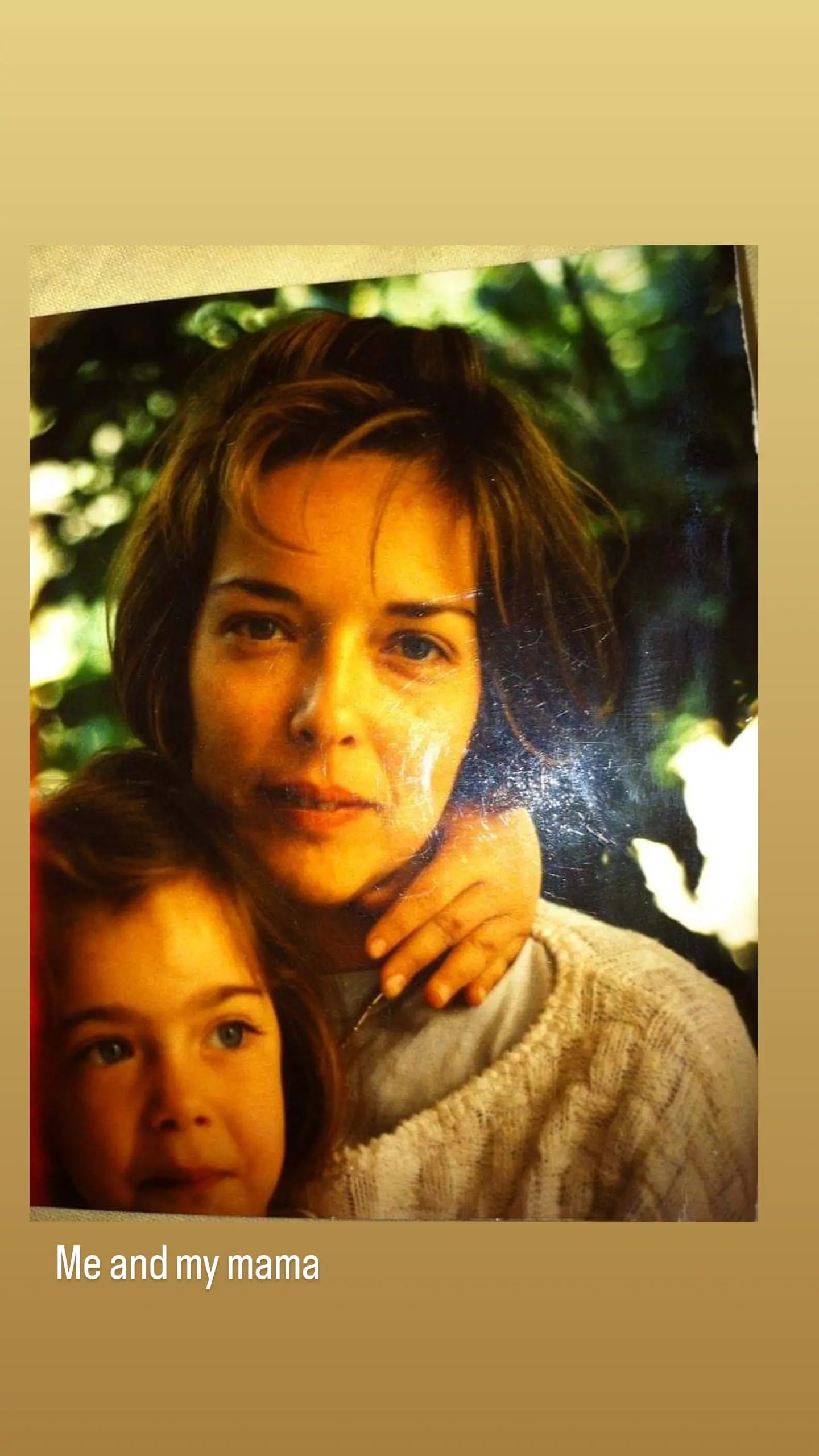 Η ηθοποιός Ντάνη Γιαννακοπούλου μικρή