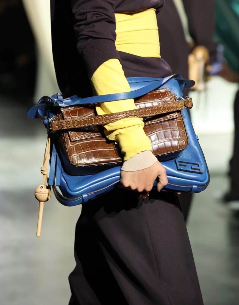 Διπλή τσάντα του οίκου Fendi