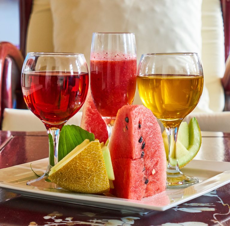 Εορτολόγιο - ποτά για κέρασμα