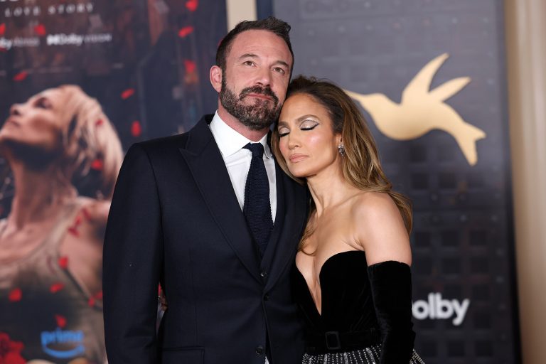 O Ben Affleck και η Jennifer Lopez στην πρεμιέρα της ταινίας "This Is Me...Now: A Love Story"στις 13 Φεβρουαρίου 2024 στο Hollywood.