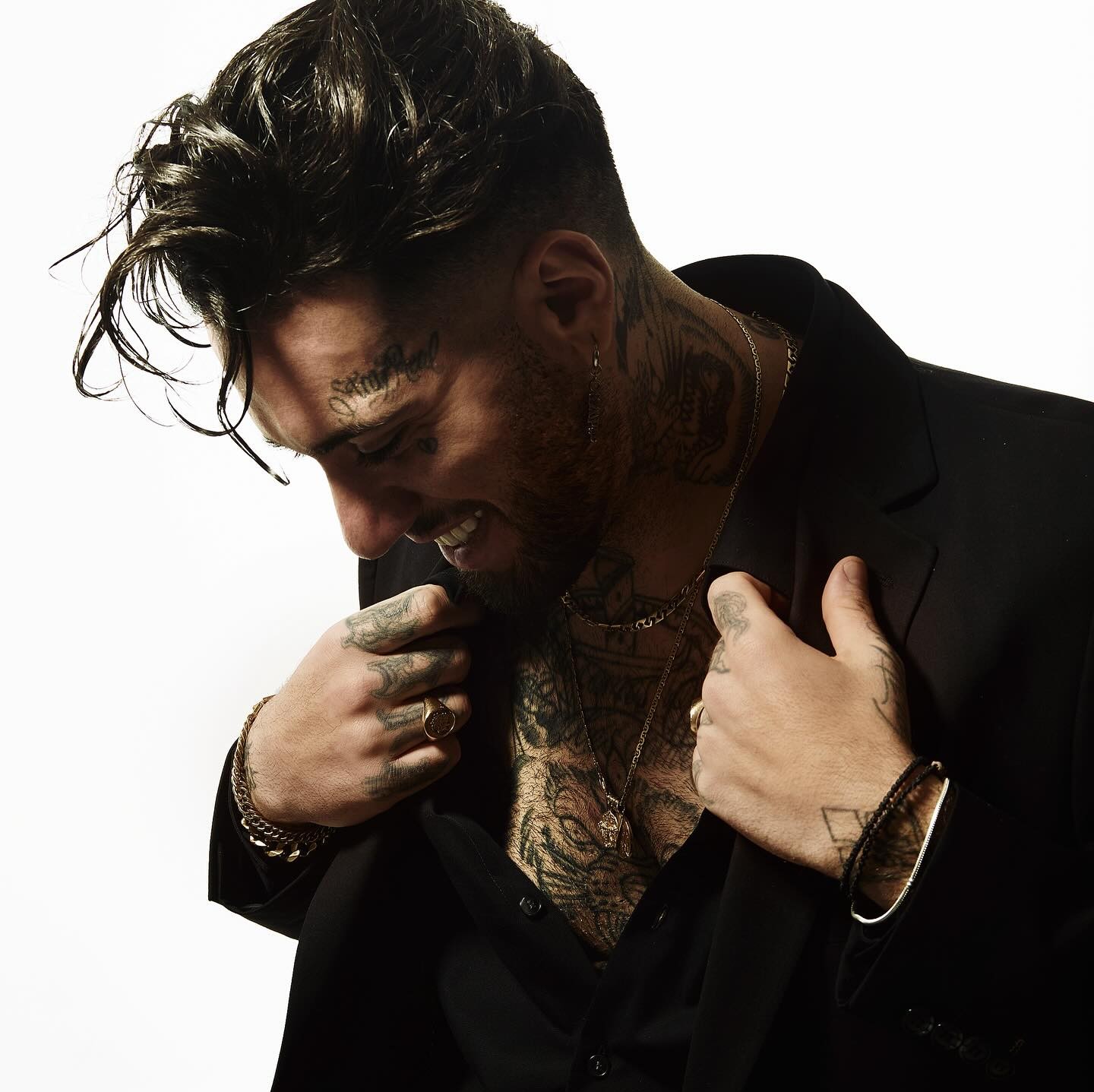 Ο Μεντε φουέρτε σε φωτογράφιση