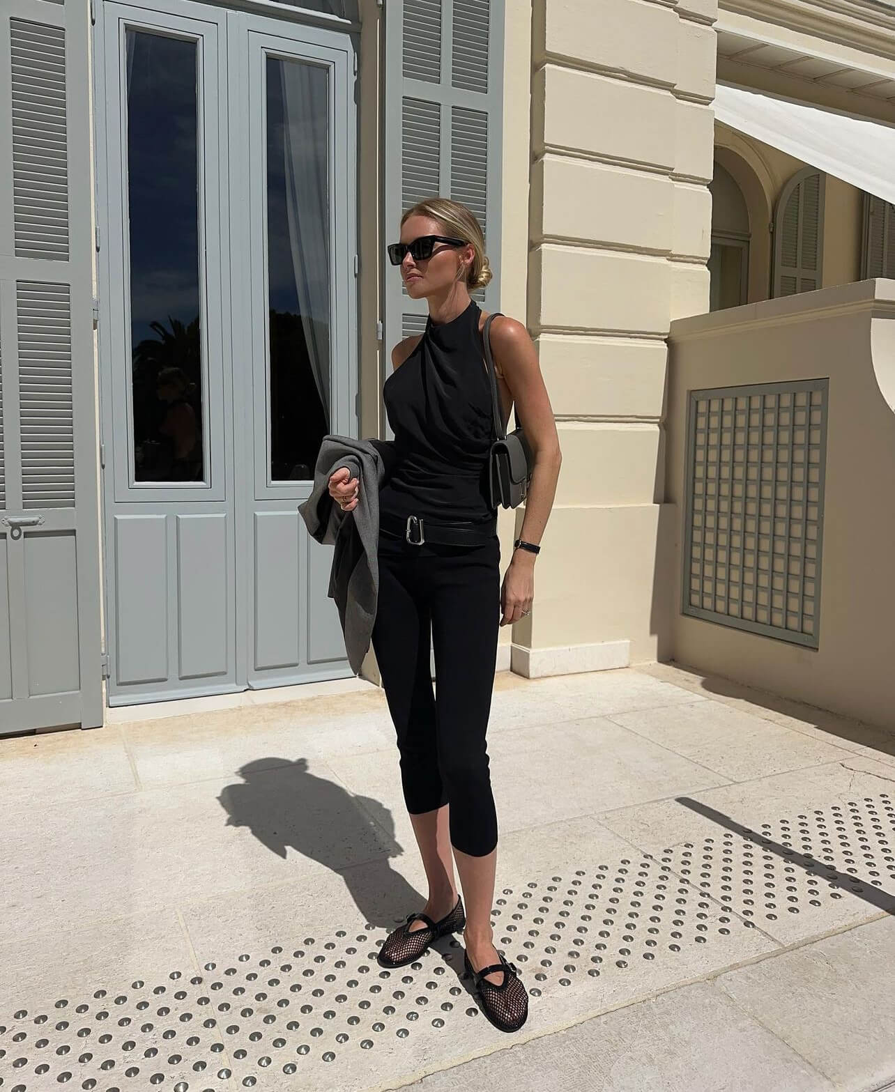 Total black σύνολο με mesh shoes