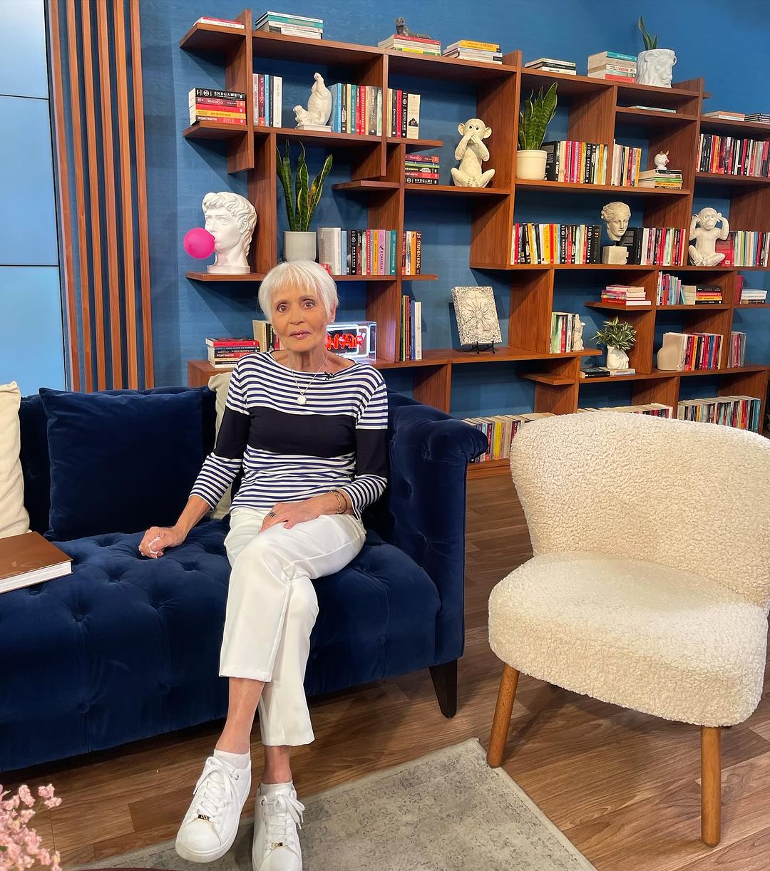 Πόπη Αστεριάδη Στούντιο 4