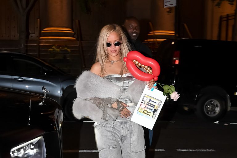 H Rihanna στις 12 Μαΐου 2024 στη Νέα Υόρκη.